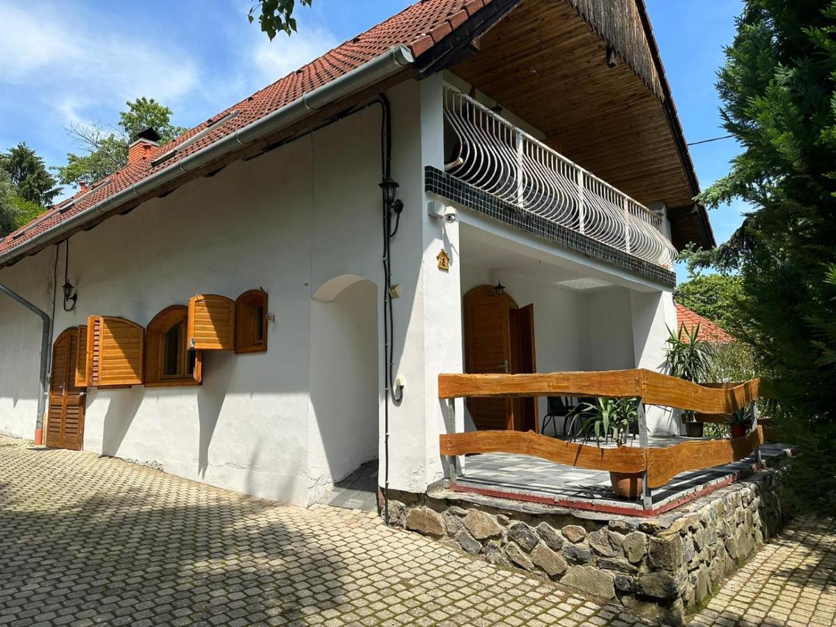 Parraghegy Apartman Villa Zalaszanto Exterior foto